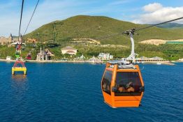 Vinpearl sea-crossing Cable Car